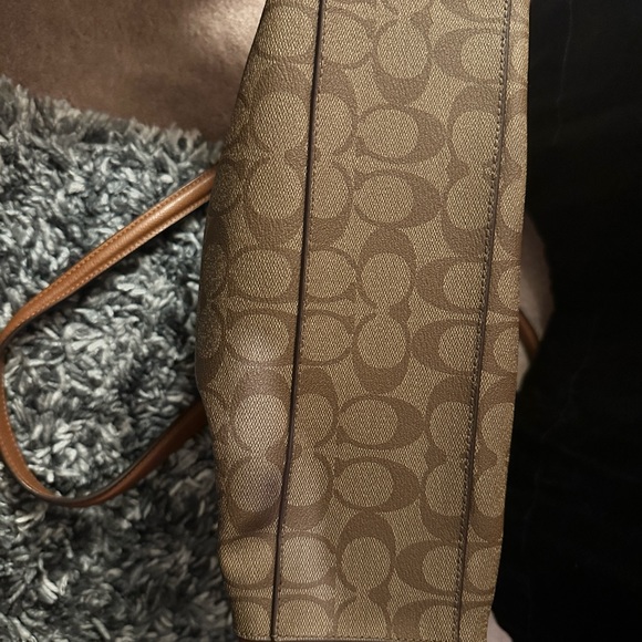 Coach Kelsey Satchel in brown - Picture 5 of 13